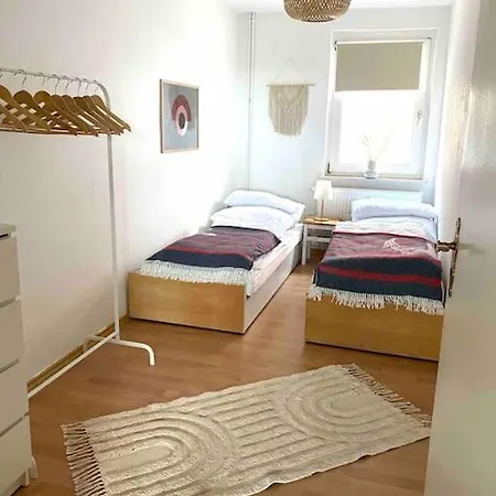 Ferienwohnung Nr. 1 Terrasse Bodden Kanu Bootssteg Zudar Exterior photo